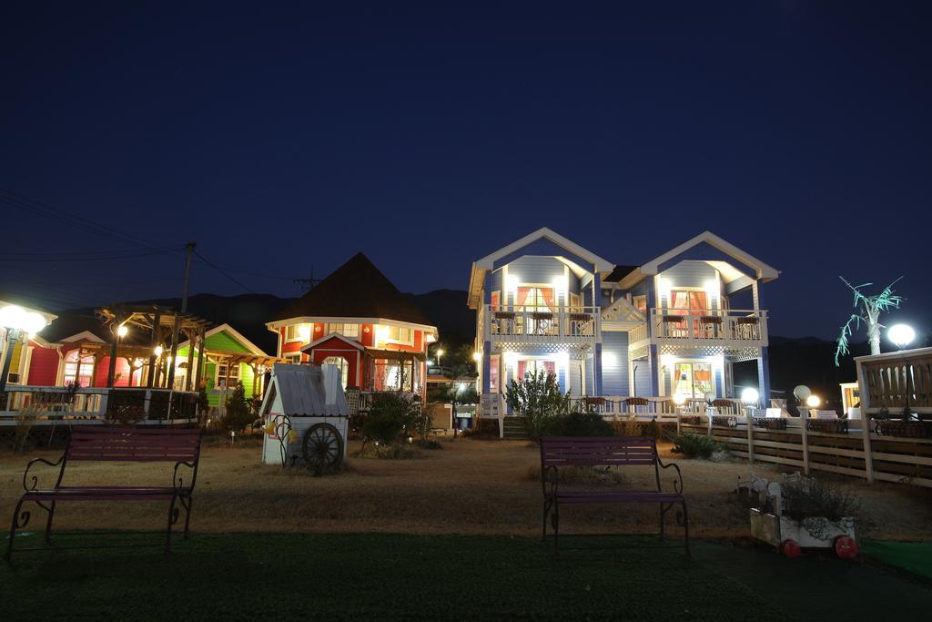 Polaris Tourist Pension Gyeongju Exterior foto